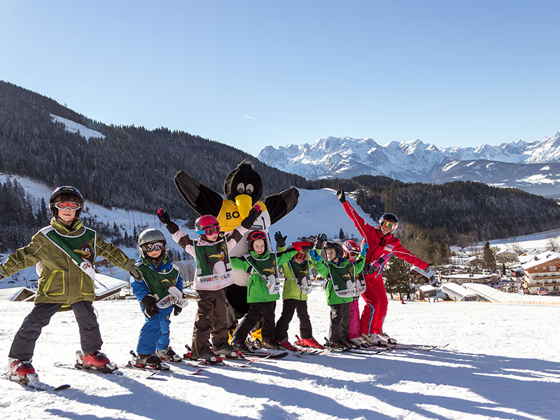 Ski courses for children from the age of 4 - Snowboard courses for children from the age of 7